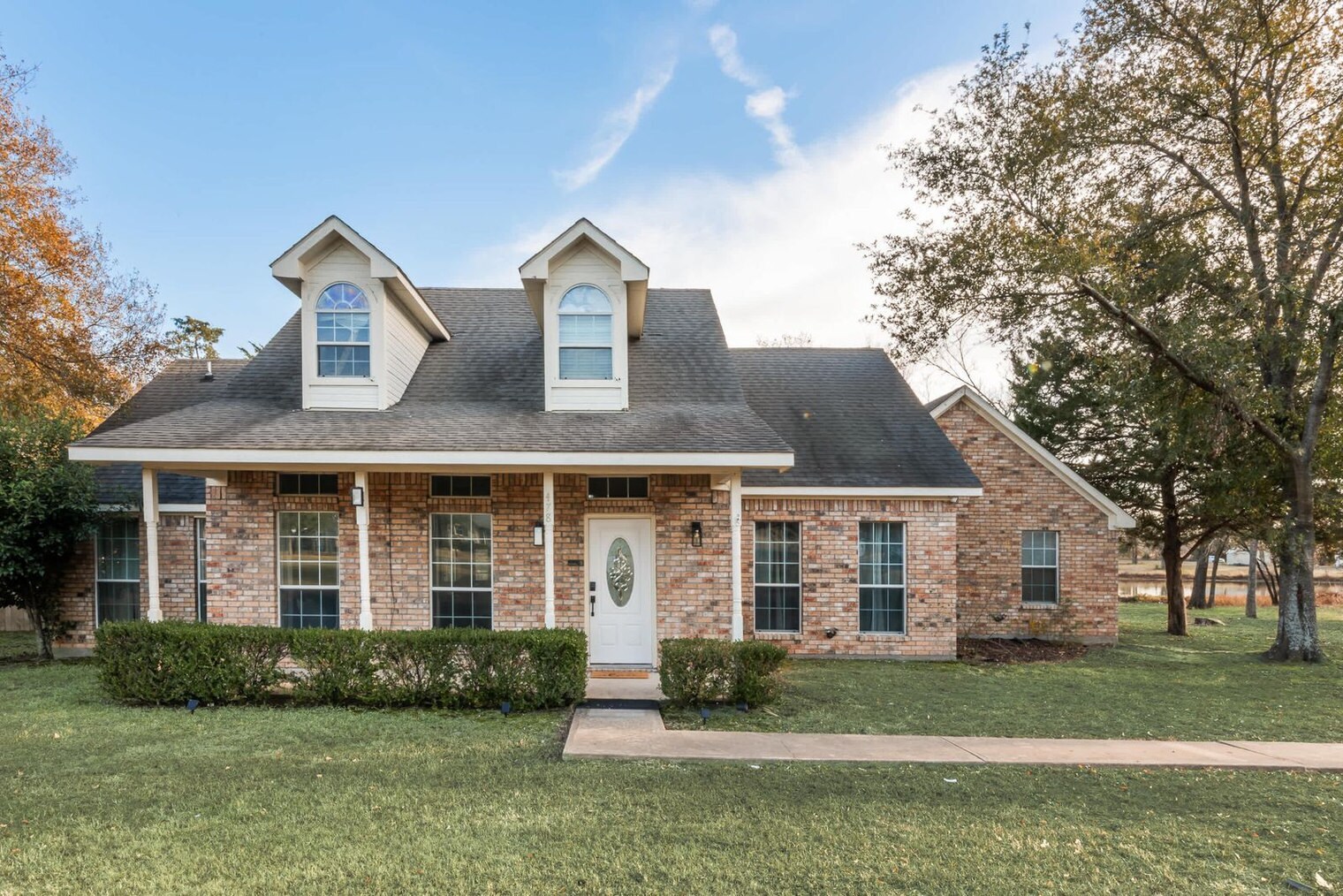 Building Photo - 478 Westshore Dr