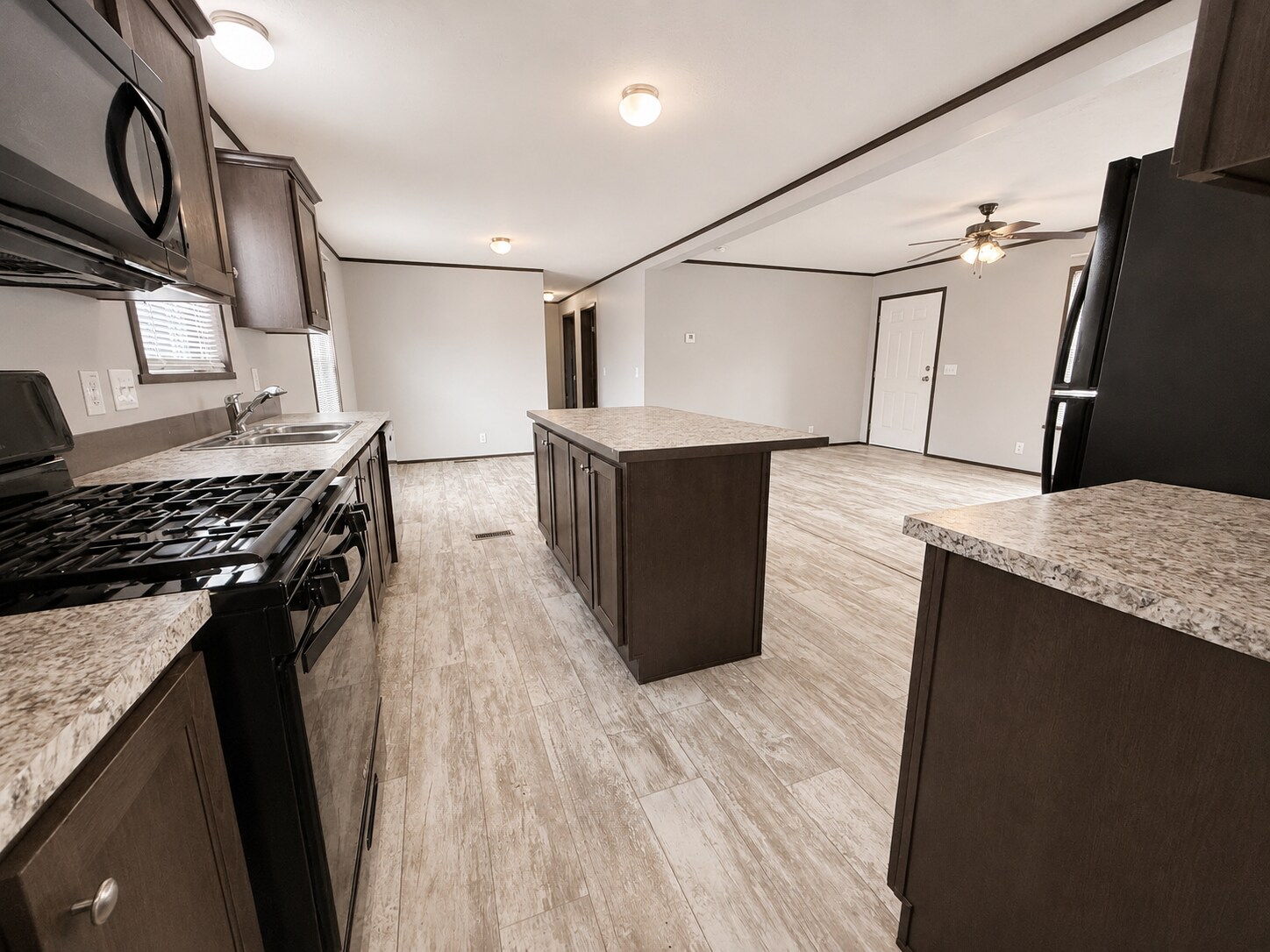 Building Photo - 11791 Cascade Cir