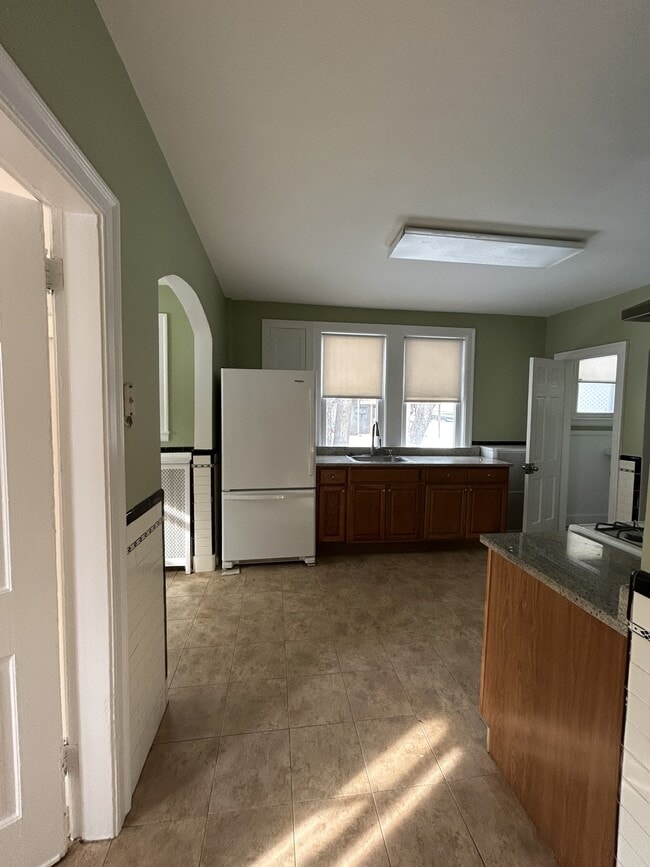 Building Photo - 7 Ureco Terrace