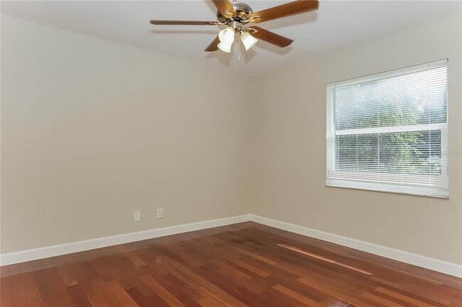 Building Photo - 38 Woodlake Dr