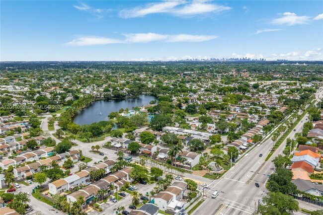 Building Photo - 6929 SW 110th Ave