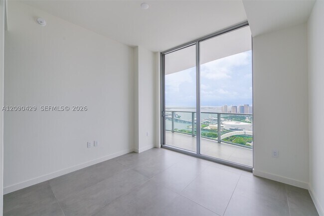 Building Photo - 1400 Biscayne Blvd