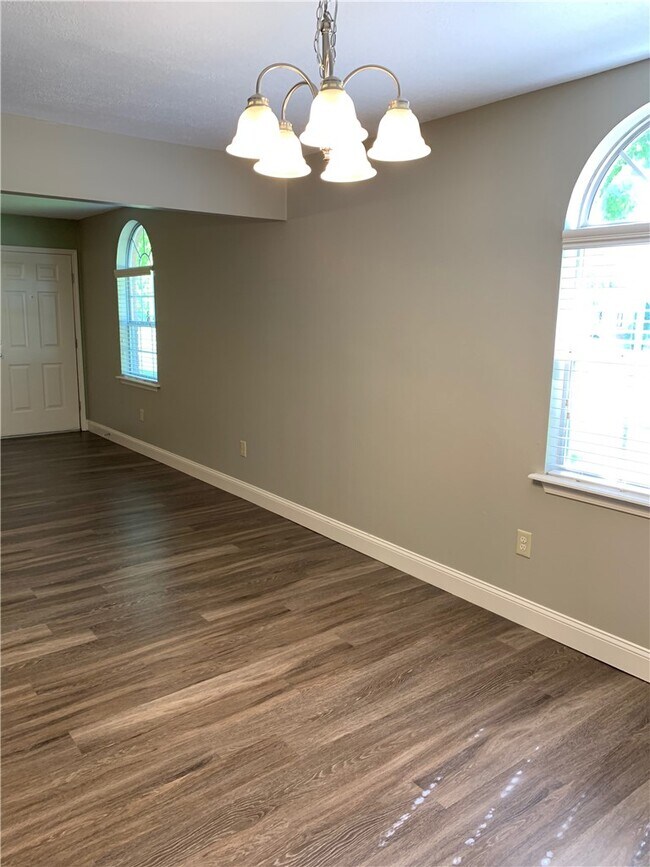 Building Photo - 461 N Garrett St