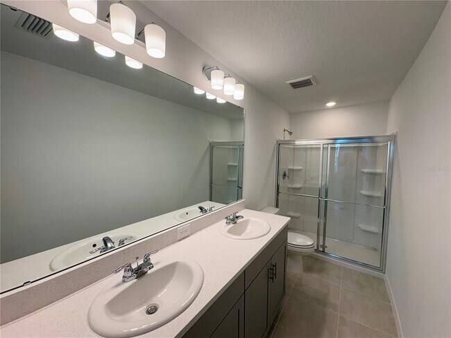 Building Photo - 8584 Daybreak St