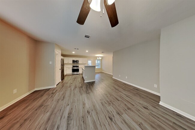 Building Photo - 18238 Fair Grange Ln