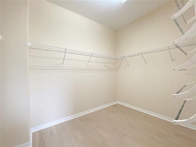 Building Photo - 398 Terranova St