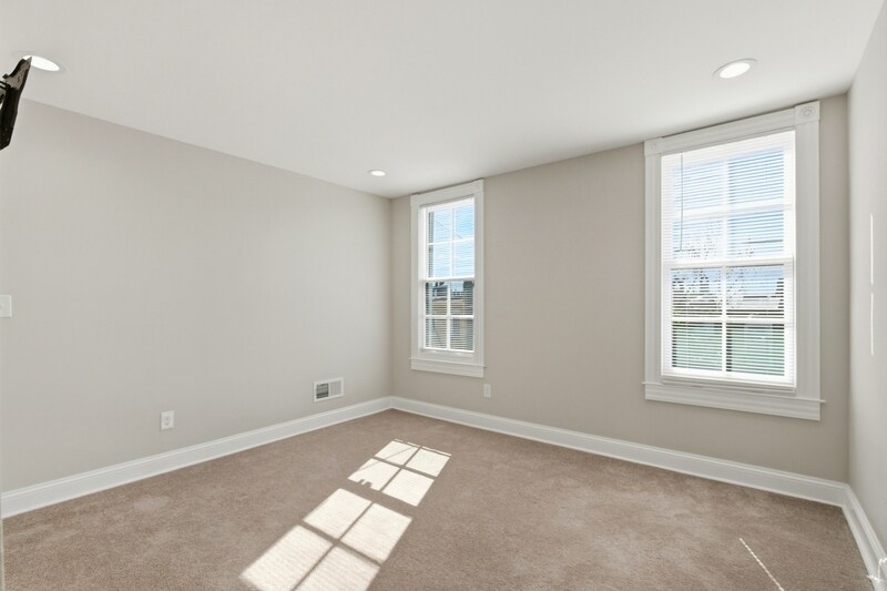 Building Photo - 2215 E Biddle St