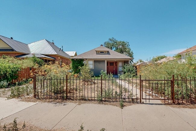 Primary Photo - HISTORIC Edo BUNGALOW 2 Bedroom 1 Bath