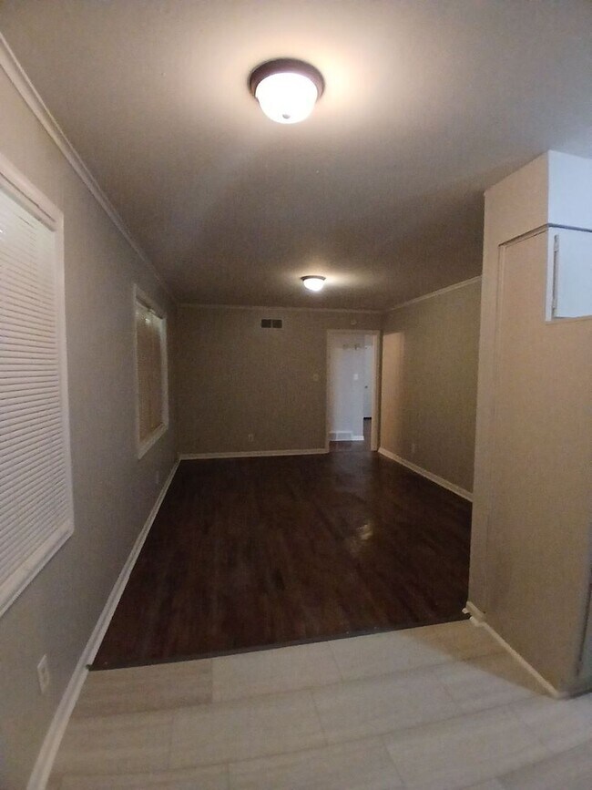 Building Photo - Charming 3-Bedroom Home in Desirable Ralei...