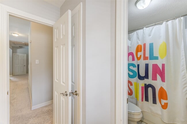 Building Photo - 5318 Pebble Way Ln