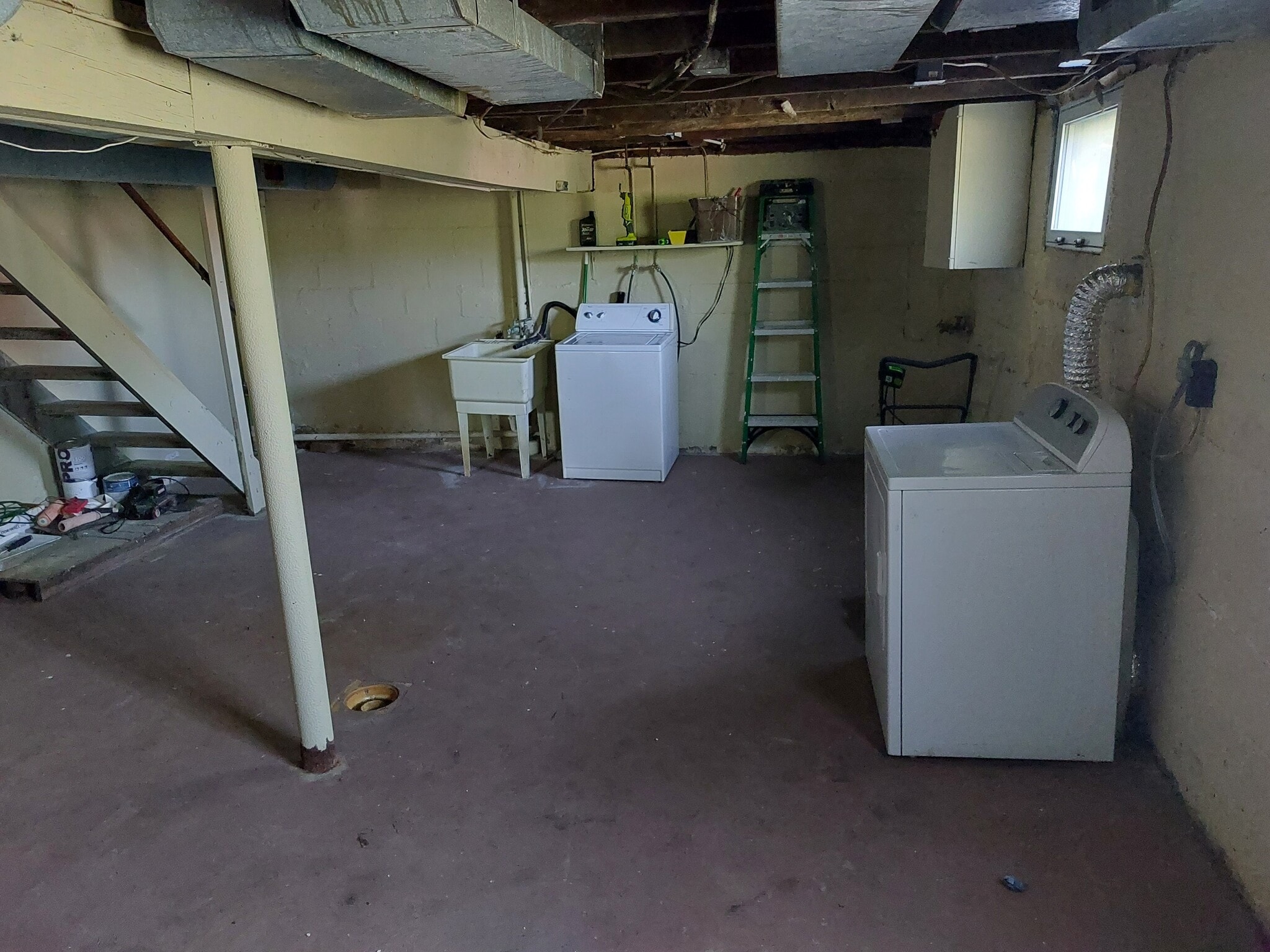 Building Photo - 6201 Garvers Ferry Rd