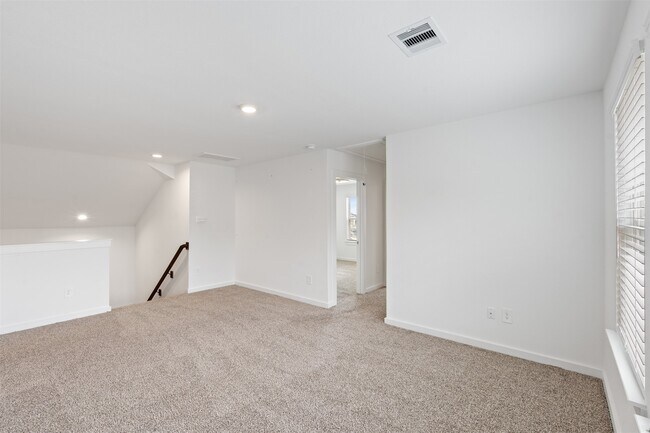 Building Photo - 14379 Sweet Mdw Trl