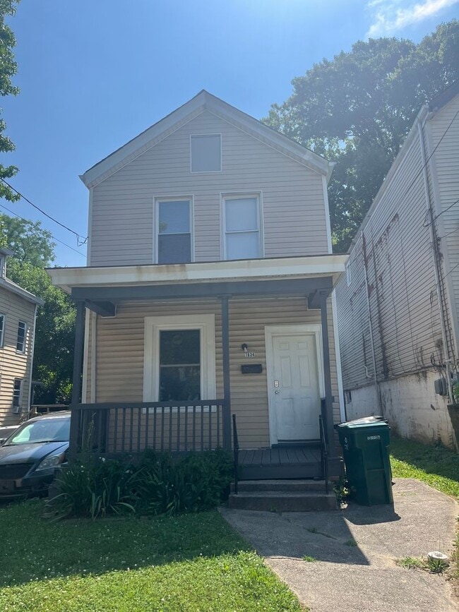 Building Photo - 1634 Dewey Ave