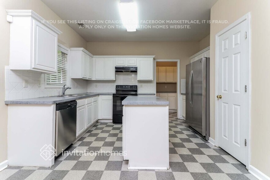Building Photo - 3740 Cranford Dr SW