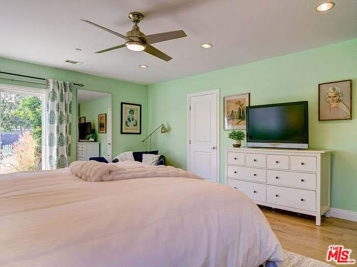 Primary suite (prior furnishings) - 4431 Purdue Ave