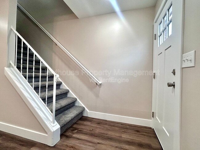 Building Photo - 2855 Taft Ave SW