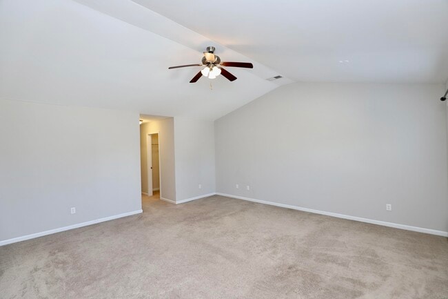 Building Photo - 1761 Nicholas Dr