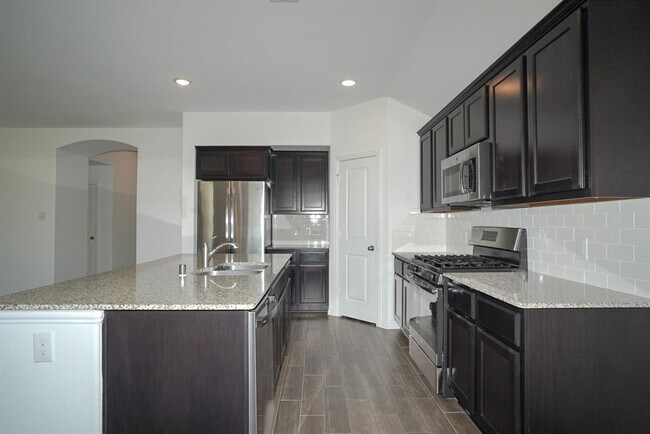 Building Photo - 16114 Sommerall Creek Ln