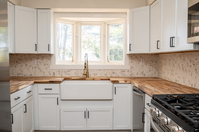 Building Photo - 418 N Trivoli Rd