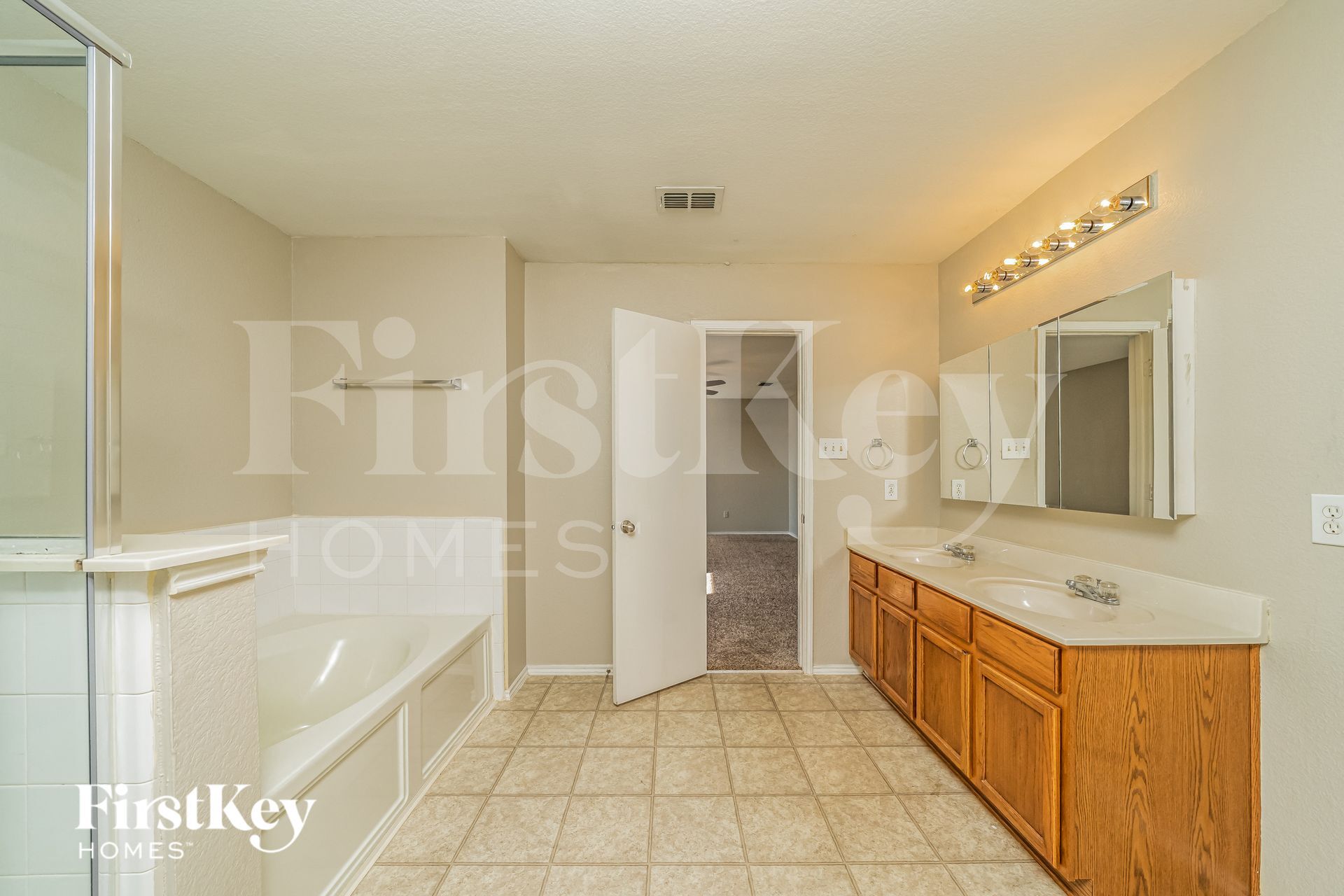 Building Photo - 13829 Sonterra Ranch Rd