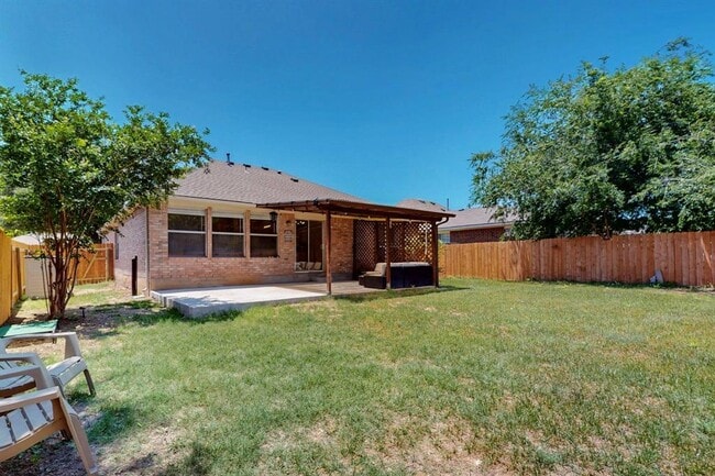 Building Photo - 2508 Willow Way