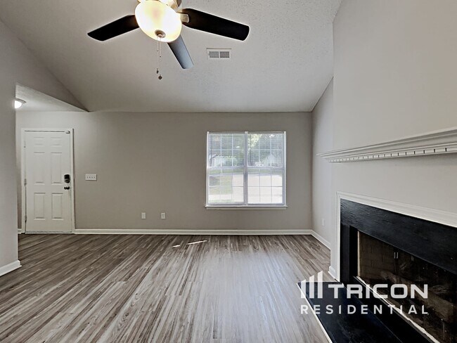 Building Photo - 356 Cedarcroft Dr