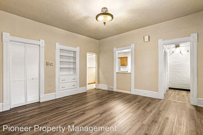 Building Photo - 2 br, 1.5 bath House - 415 E Colorado Ave