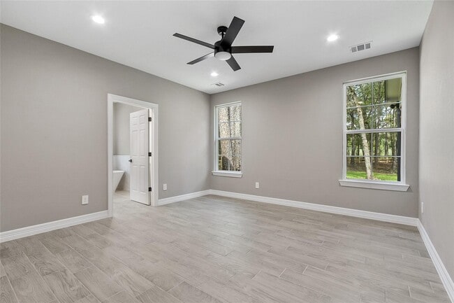 Building Photo - 11193 Wildwood Ln