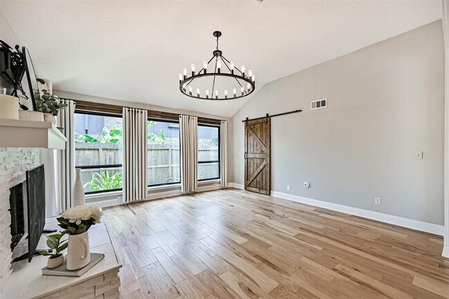 Building Photo - 1801 Vaquero