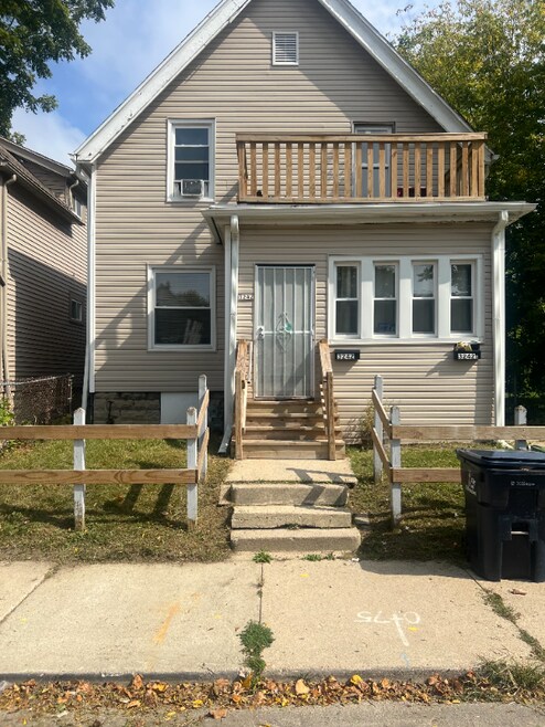 Building Photo - 3242 N Achilles St