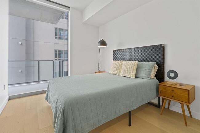 Building Photo - 44 East Ave