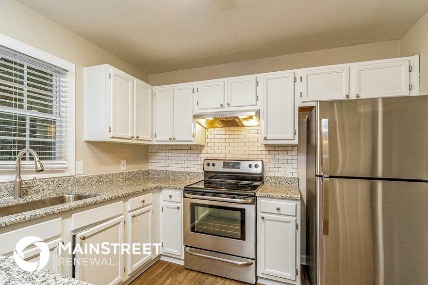 Building Photo - 4701 Dillingham Ct