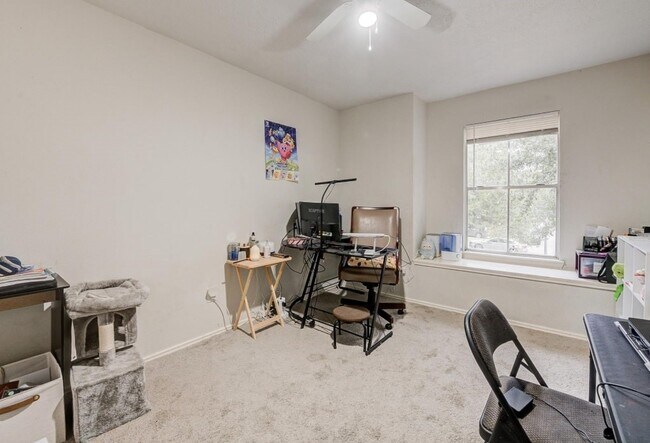 Building Photo - 11843 Sunny Stream Dr