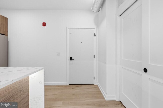 Building Photo - 1232 Chancellor St