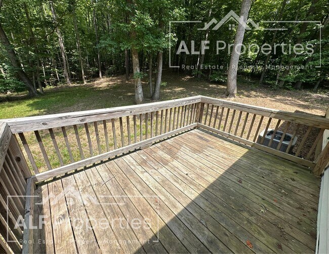 Building Photo - Peaceful 3BR Home on Plantation Drive