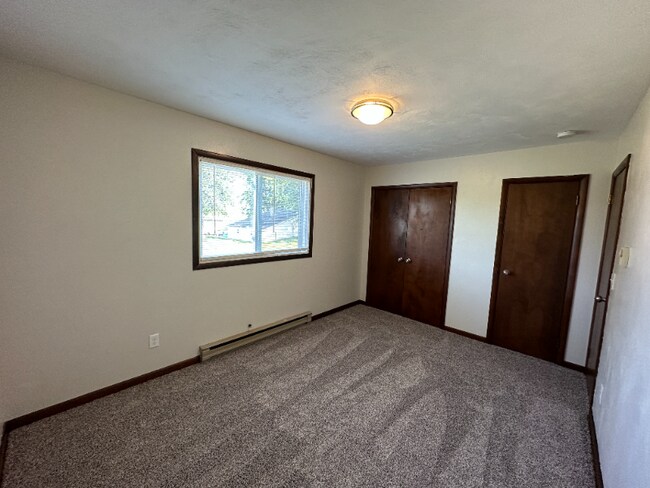 Building Photo - 6995 W 200 N