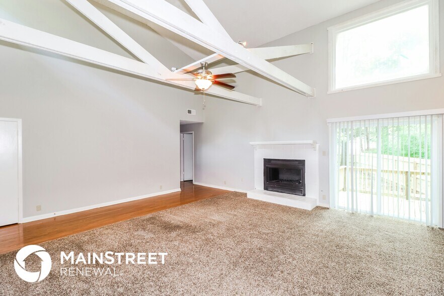 Building Photo - 9143 Gainsborough Dr