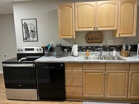 Building Photo - 12050 Wildwood Springs Dr