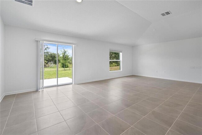 Building Photo - 852 Daring Dr