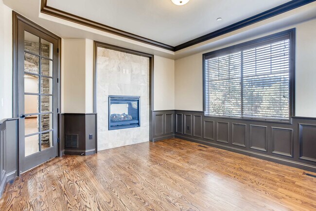 Building Photo - 1696 Ave Del Sol