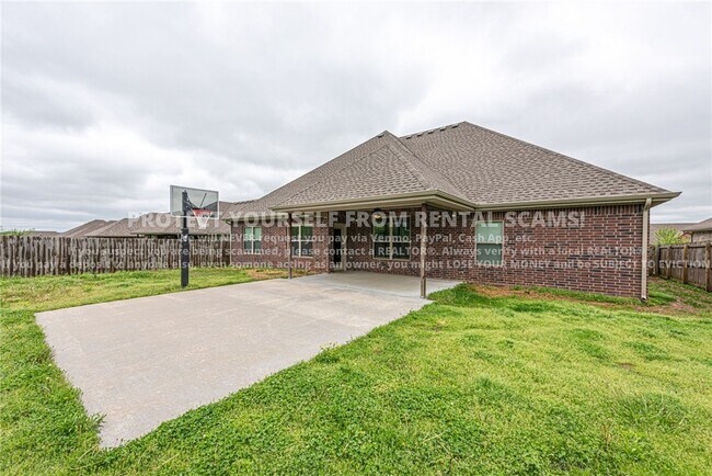 Building Photo - 2912 W Featherock Way