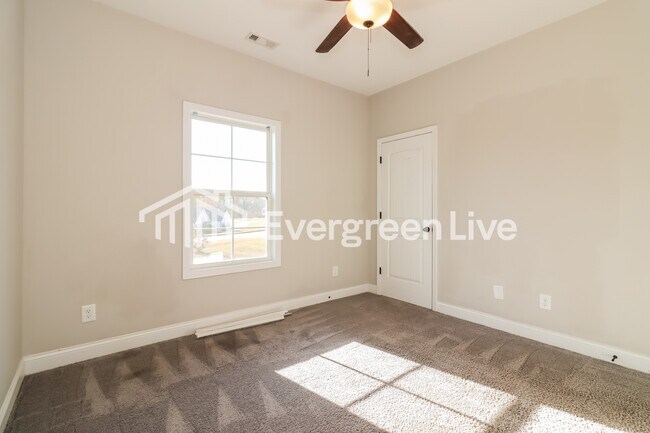 Building Photo - 39 Little Crk Mnr Ct