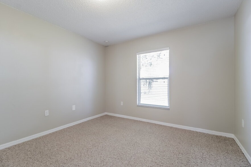 Building Photo - 4313 Iveyglen Ave