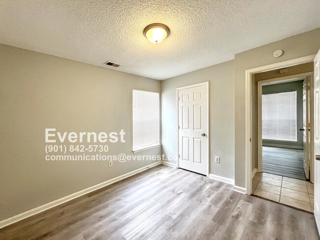 Building Photo - 4416 Elysian Dr