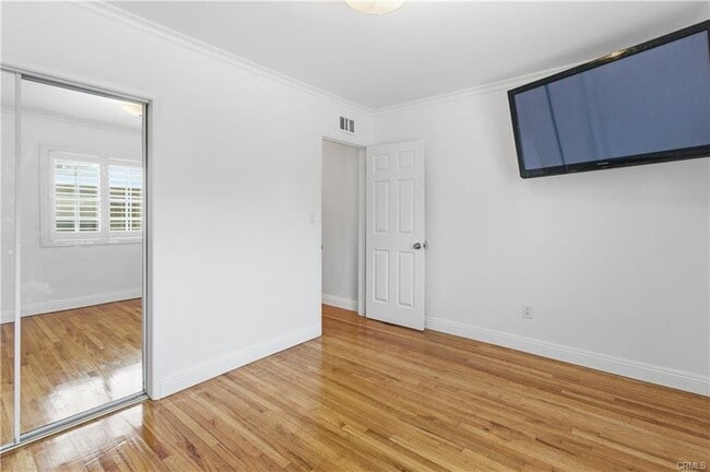 Building Photo - 11131 Dempsey Ave