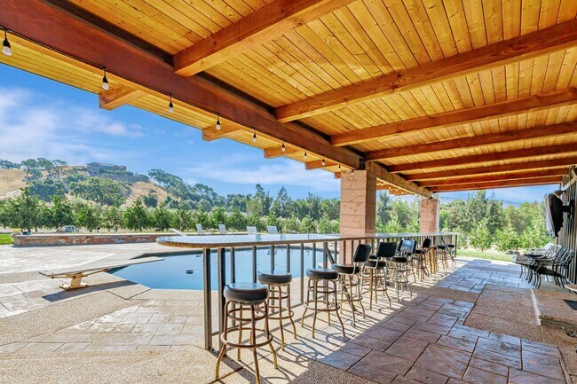 Building Photo - 9270 Linda Vista Ln