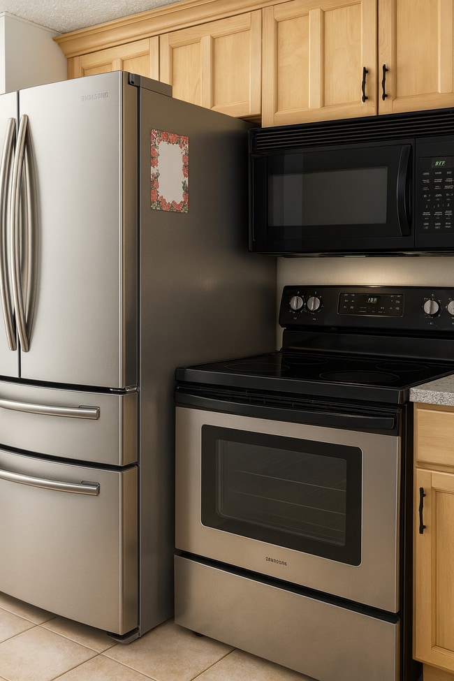 Building Photo - Harligen #5