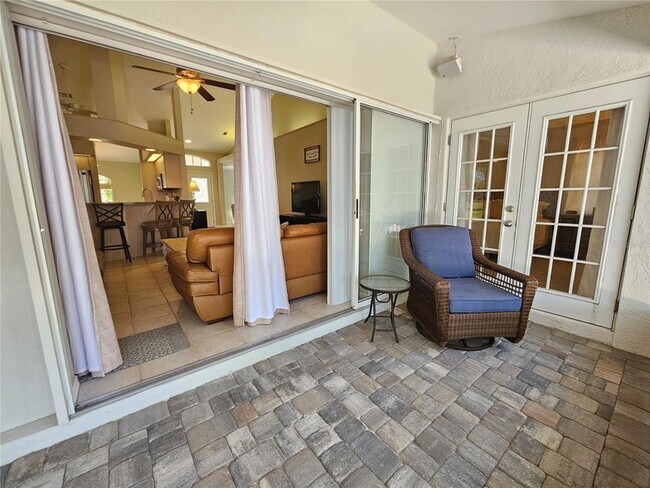 Building Photo - 1180 Palmetto Dr