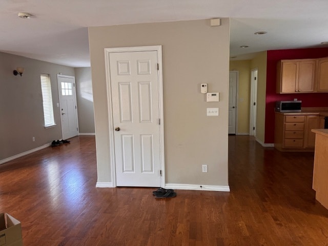 Building Photo - 415 Louis Ln