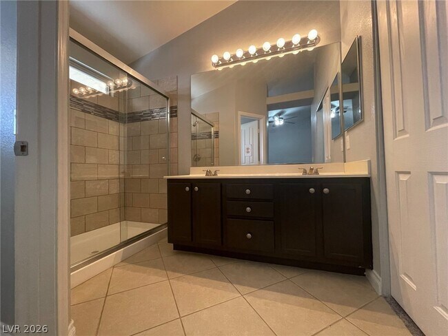 Building Photo - 5415 Altoona St